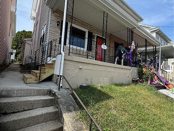 2nd image of 226 N 2nd St