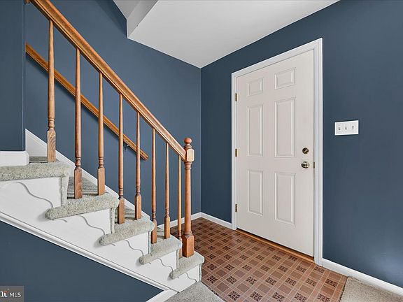 5th image of 48 Pennwick Dr
