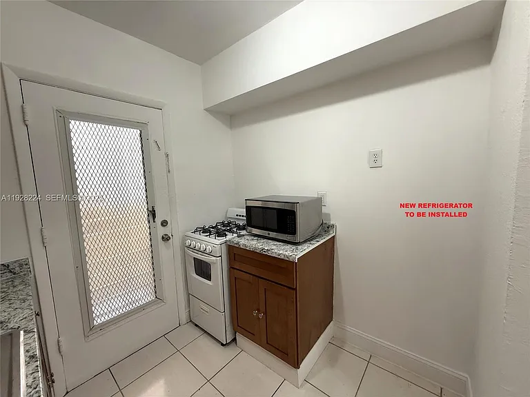 6885 Byron Ave #103 — Photo 5