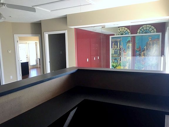 5th image of 1104 Mishawaka Ave