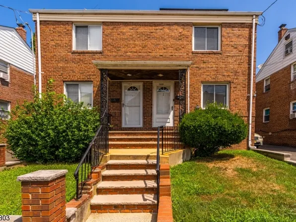 1351 Hamilton St, Elizabeth City, NJ 07208