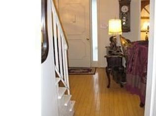 26 Covington Dr, East Windsor, NJ 08520