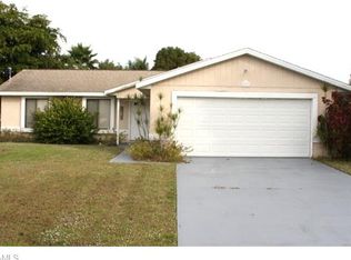 2221 SE 15th Ter, Cape Coral, FL 33990