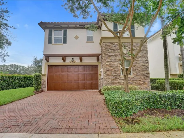 5319 Falcon Trl, Fort Lauderdale, FL 33314