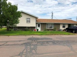 812 W 2nd Ave, Yuma, CO 80759