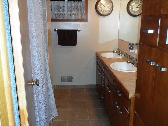 4th image of 129 Bianchi Dr