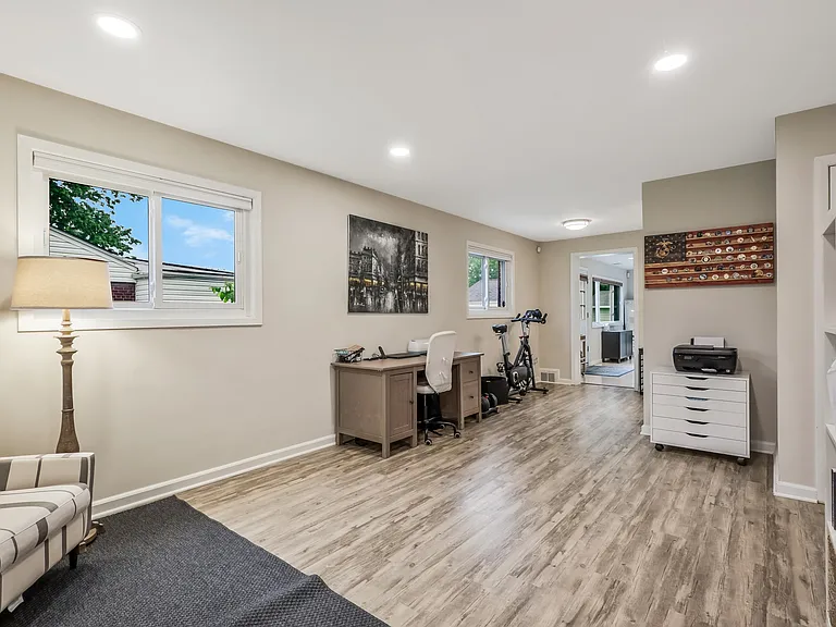 7011 Kenfig Pl — Photo 3