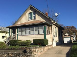 1037 Pitkin Ave, Akron, OH 44310