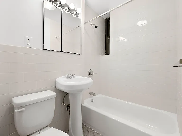 330 W 85th St #3C — Photo 3