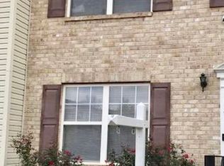 3907 C St SE, Washington, DC 20019