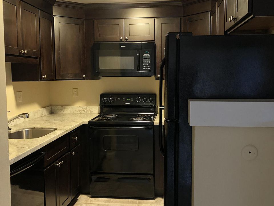 2nd image of 3351 Norton Way APT 6