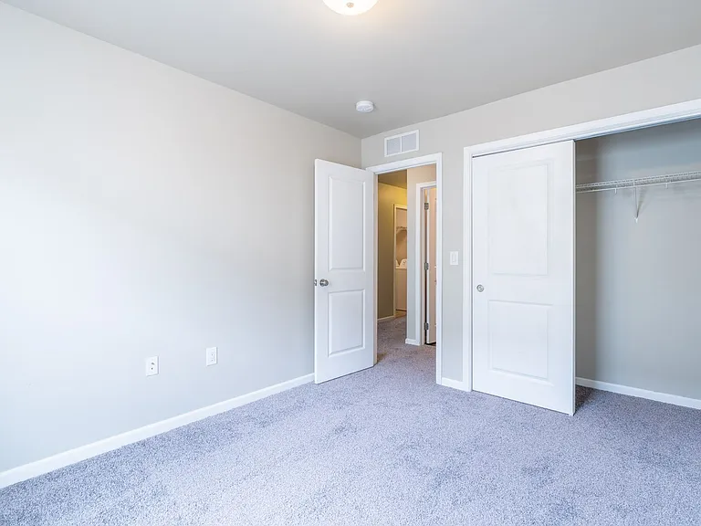 6909 Daniel Defoe Dr — Photo 39