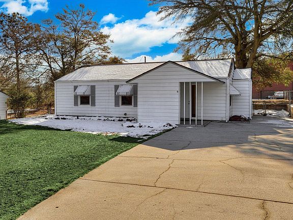 4th image of 3042 Acorn Road