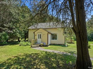 9490 Clark Rd, East Lansing, MI 48823