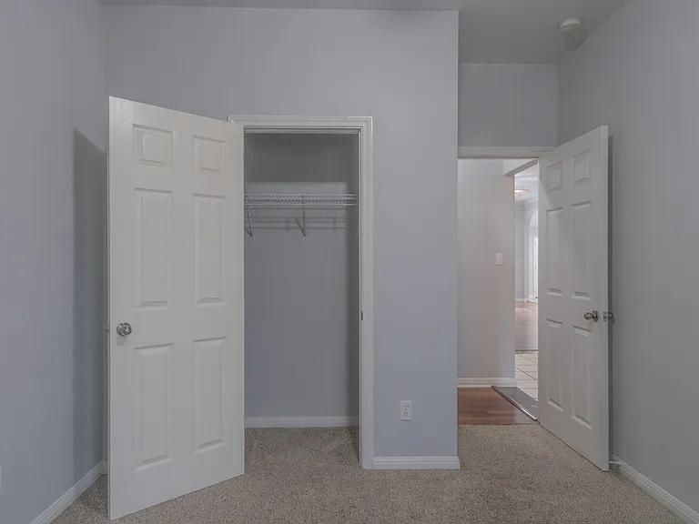 8214 Cornerwood Dr — Photo 11