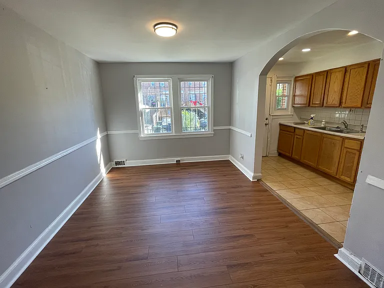 2203 U Pl SE — Photo 4