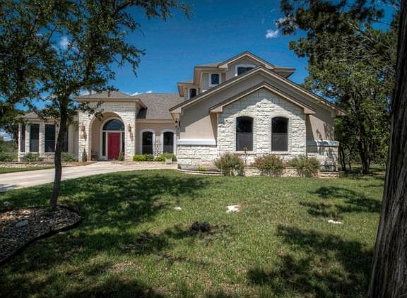 4th image of 324 Sarahs Ln