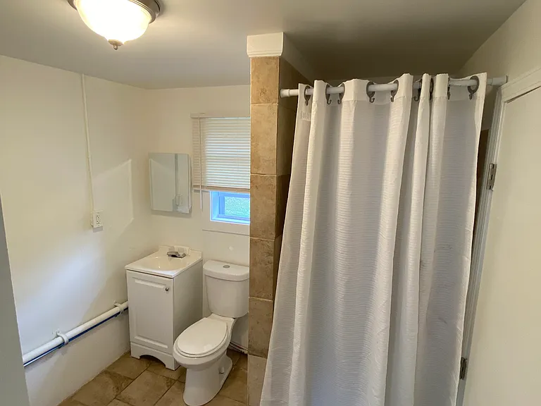 618 N 77th Ave #610 — Photo 13
