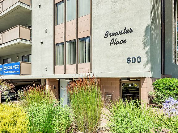 3rd image of 600 Brewster Ave #106