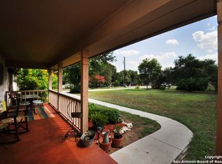 9585 Goldenrod Cir, San Antonio, TX 78266