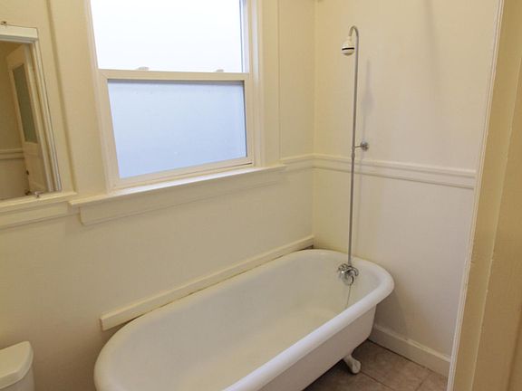 4th image of 480 Fell St APT 6