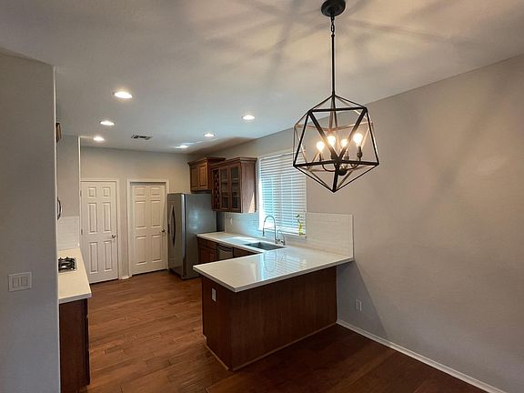 5th image of 1671 W Cottonwood Ln