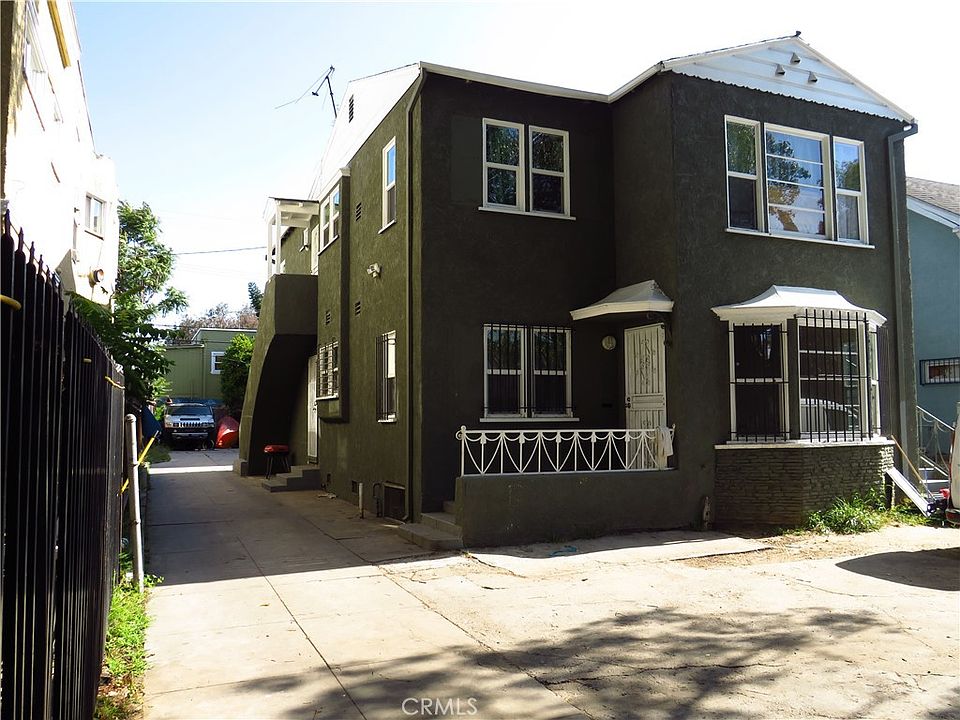 1st image of 862 W 41st St