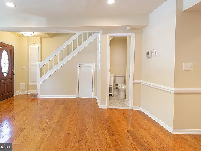 5321 Gay St NE — Photo 18
