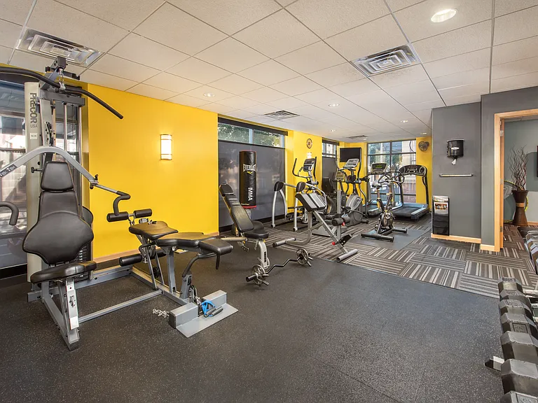 Gaslight & Corcoran Lofts — Photo 10