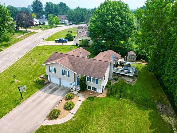 5th image of 1210 Skyline Dr