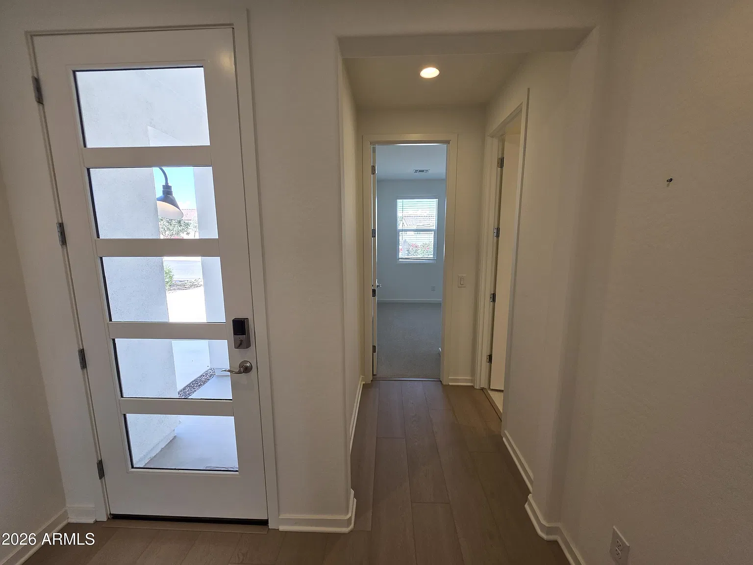 3 bed, 2.0 bath, 1672 sqft, $2,200 — Photo 3