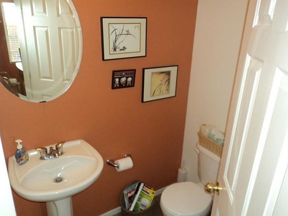 3rd image of 878 Palmwood Dr