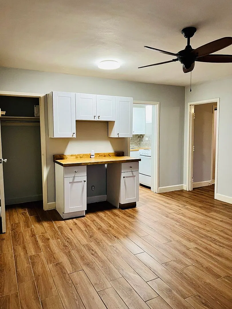 Updated First Floor 1br Condo On Bardstown Rd **All Utilities Included** — Photo 4