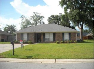 1106 Ballard Dr, Hinesville, GA 31313