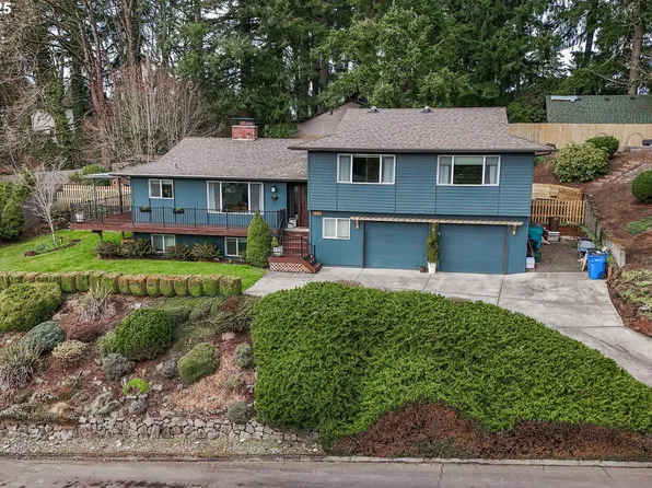 2716 NE 110th St, Vancouver, WA 98686