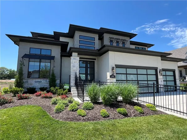 11704 W 181st St, Overland Park, KS 66013