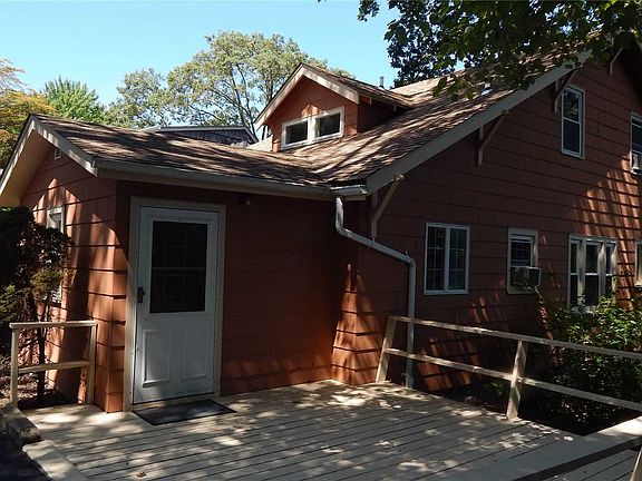 4th image of 119 Dickinson Ave