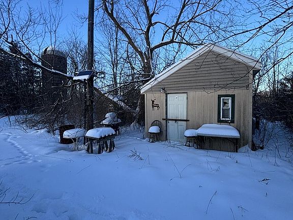 2nd image of 6711 S Tripp Rd