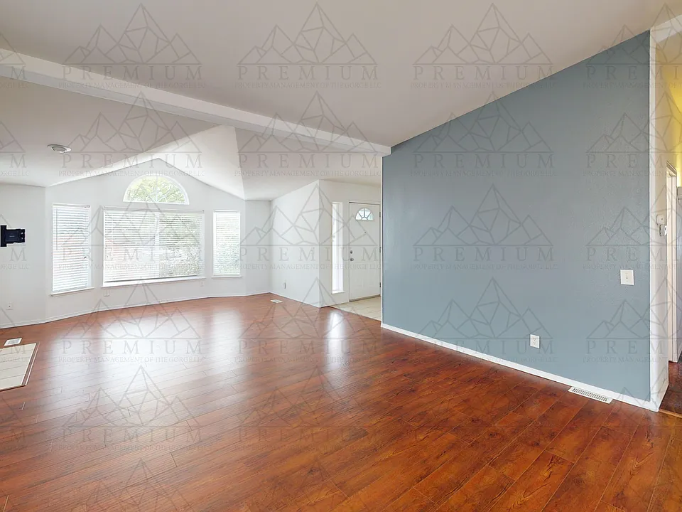 3115 Farwig Rd