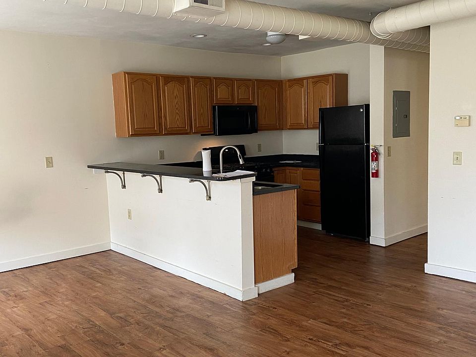 1st image of 131 E Water St #302