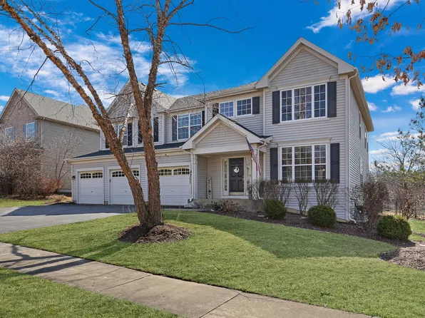 337 Cedar Ridge Dr, Lake Villa, IL 60046