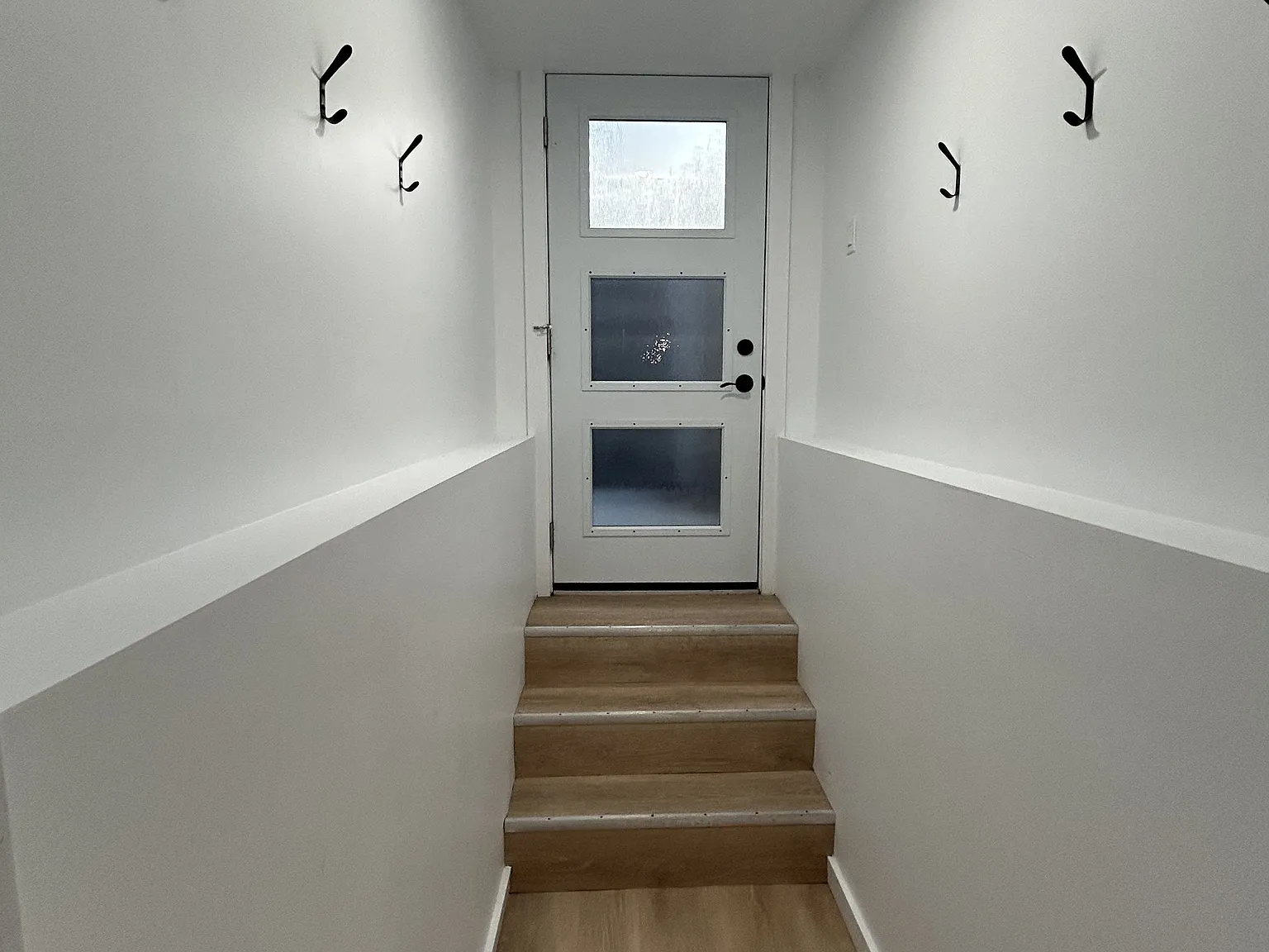 2 bed, $1,645 — Photo 3