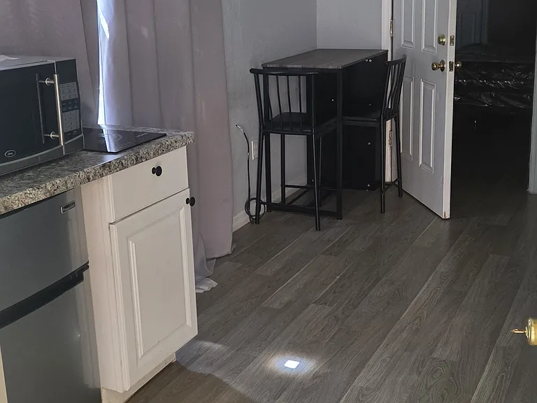 603 Doby Ave — Photo 2