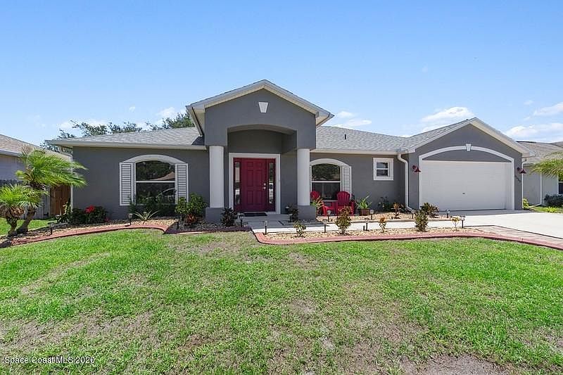 1st image of 5523 Yaupon Holly Dr