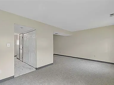 2102 Victoria Ct — Photo 18