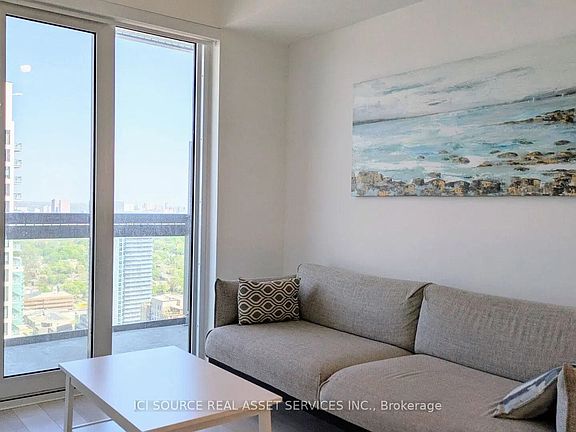 2nd image of 39 Roehampton Ave #3210