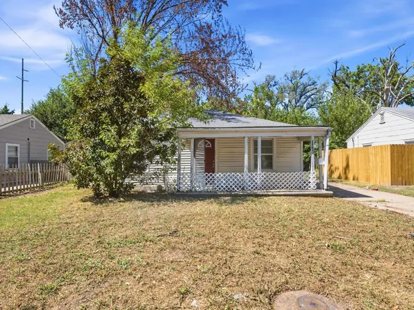 2027 S Madison Ave, Wichita, KS 67211