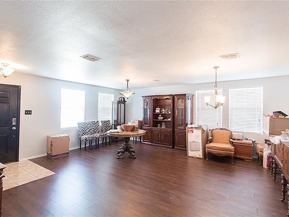 5th image of 4328 Mayberry Ln