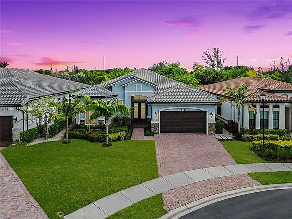5th image of 8180 Acadia Ct