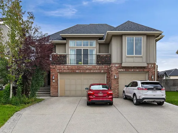 22 W Wendham Pl SW, Calgary, AB T3H 0R6